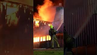 Asbest vrijgekomen bij grote brand in Waalwijk | #112nieuws