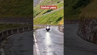 Tiger 900 GT Pro Stelvio pass Triumph Switzerland Stelvio