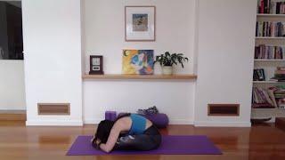 Yoga quick flow for hip, hamstring and glute release