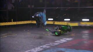 Sawblaze vs Riptide, BattleBots 2021