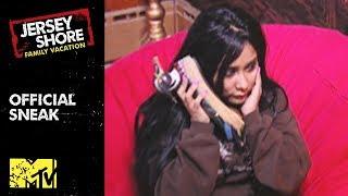 Snooki's Duck Phone Struggles | Jersey Shore: Snooki-est Moments | MTV