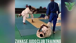 Zanase judo club training