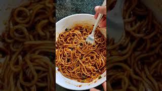 Chilli Oil Noodles | Easy Noodles Recipe | Chilli Garlic Noodles #shorts #trending #food #noodles
