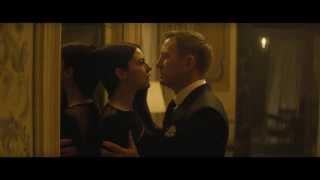 SPECTRE Film Clip - "Villa" starring Daniel Craig & Monica Bellucci