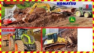 KOMATSU PC240NLC, D61PXi, Takeuchi TB2150R, John Deere, Claas - Erdbau, Weinstadt, 2024.