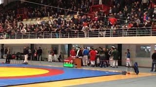 Спортсмен устроил потасовку на чемпионате РТ по поясной борьбе Корэш в Казани​​