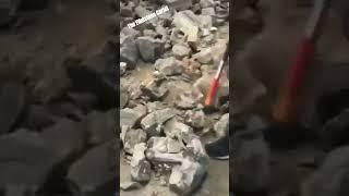 Spanish Police Finding 1,000KG Of Cocaine Hidden Inside Rocks...