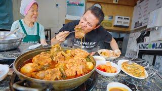 Best Korean Food!! HUGE BONE HOTPOT + 5 Must Eat Foods in Seoul!