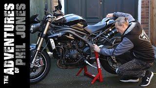 Triumph Speed Triple - abba Superbike Stand and Front Lift Arm Assembly and Demonstration