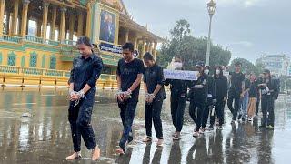 Environmental activists march in chains through Cambodia’s capital | Radio Free Asia (RFA)