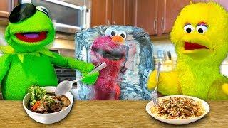 Kermit's Kitchen: COOK OFF EDITION! Kermit the Frog VS Big Bird (ft. Frozen Elmo)