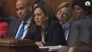 Kamala Harris grills AG Barr during Senate hearing