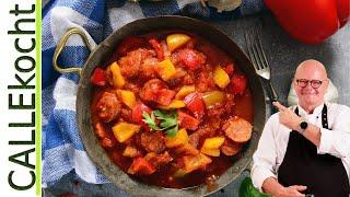 Wurstgulasch einfach nach Oma's Rezept kochen. Ohne Schnickschnack.