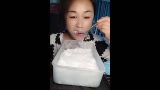 ASMR WHITE ICE EATING / FREEZER FROST ICE / FLAVOURED ICE / ICE 