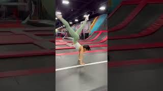 Walkover-Serie einer rhythmischen Gymnastin #shorts