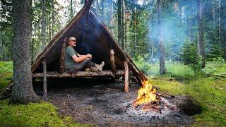 Alone in the Wild; Building a Triangular Bushcraft Shelter with Simple Tools