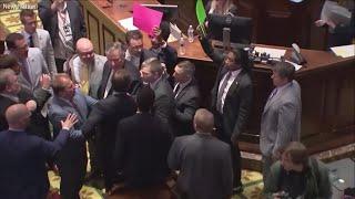 Special session ends, Speaker Cameron Sexton & Rep. Justin Pearson accuse each other of shoving