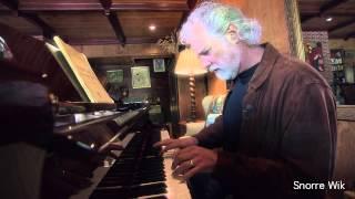 Chuck Leavell Plays Ray Charles