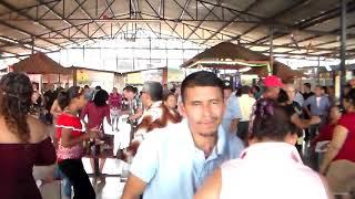 Tardeadas bailables en la Plaza Típica de San Pedro Sula, el 1 de enero del 2020.