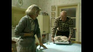 Victor Meldrew Finds a Cat in the Freezer | One Foot In The Grave