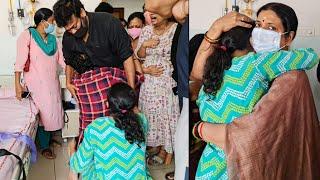 Chiranjeevi Consoling Uttej And His Daughter | Uttej Wife Passed Away | Prakash Raj | Daily Culture