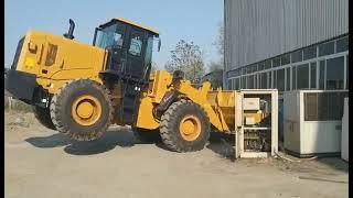 5t wheel loader  with  weichai engine  is testing..before  delivery