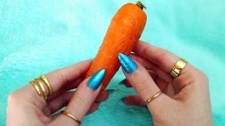 ASMR | Scratching a carrot with my long blue thumbnails!