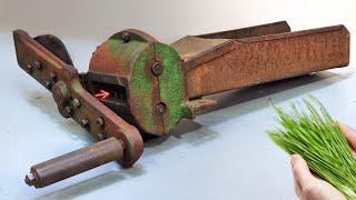 Mini Chaff Cutter Machine Restoration - From Flea Market to a Functioning Tool