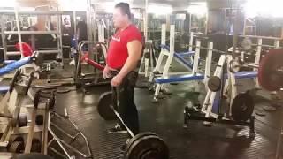 210 kilo deadlift Stan of Stans Gym at nearlly 60. Cheapest gym in Essex.