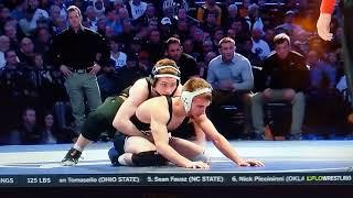 Spencer Lee (Iowa) vs Carson Kuhn (Penn State) 2/10/2018