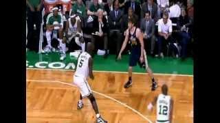 Gordon Hayward jumper vs clapping KG - 11/14/2012 (Highlights)