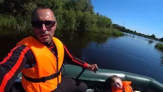 Сплавляемся на лодке по реке Паша