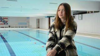 Ukrainian swimmer, 15, hoping war won't sink her Olympic dream