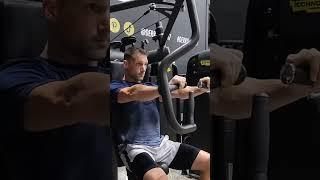 Chest Press #chestpress #strength #upperbody #compoundexercise #chest #shoulders #triceps