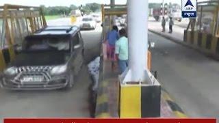 Watch Mohammad Shahabuddin's convoy pass by without paying toll tax