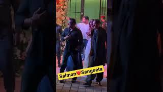 Salman Khan With Sangeeta BijlaniAt Eid Party️#shorts#shortvideo#salmankhan#sangeeta#viral