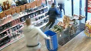 Off duty police officer catches shoplifter