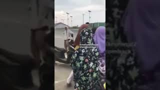 VIDEO PEREMPUAN BERBONCENG 3 DIANIAYA DI KOTA PALU VIRAL DI SOSMED.