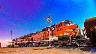 The BNSF CLOLUB Pulls Into Lubbock Through Ave U with a Beautiful Mechanical Bell!! With Tyson!