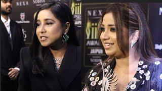 Shilpa Rao Shreya Ghoshal Singing Song After India Winner Match At IIFA AWARDS DAY 2 GREEN CARPET