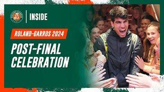 Alcaraz post-final celebration | Roland-Garros 2024