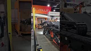 Mujin container unloading solution at Modex 2024