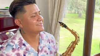 Chiquitita dime por qué  #music #musicaromantica #juniorofficial #saxophone