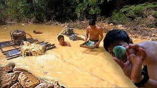 MENAMBANG BATU KRISTAL DARI DASAR SUNGAI BERSAMA PENAMBANG LOKAL HUTAN SUMATERA PART 2