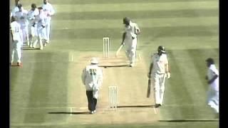 Gareth Berg finds the edge of Vernon Philander.