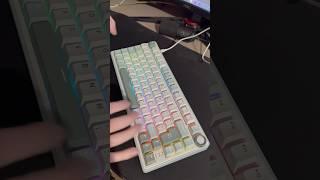 EL MEJOR TECLADO BARATO DEL MUNDO - Royal Kludge R75 | asmr #gaming #shorts