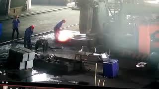 Chinese factory accident Working conditions Caught on camera Desgracias sur trabajo China working