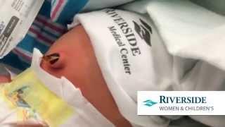 How to clean baby's umbilical cord