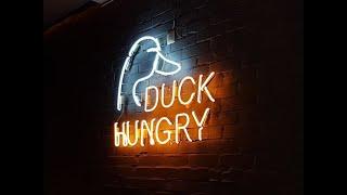 HUNGRY DUCK PUB. 2020.