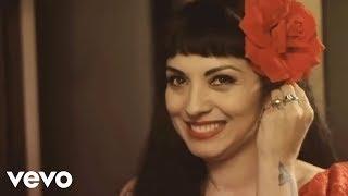 Mon Laferte - Mi Buen Amor (Video Oficial) ft. Enrique Bunbury